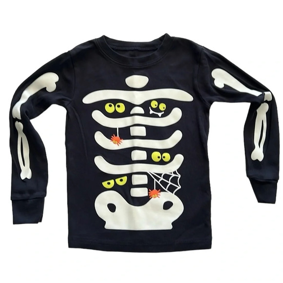 Carters glow in the dark skeleton Halloween pajama shirt - Picture 1 of 8